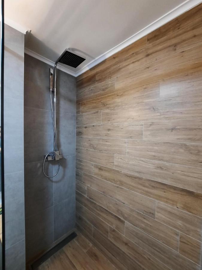Apartment Pleasure Lux Novi Sad Buitenkant foto
